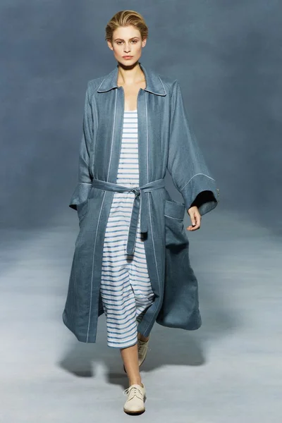 Look 8